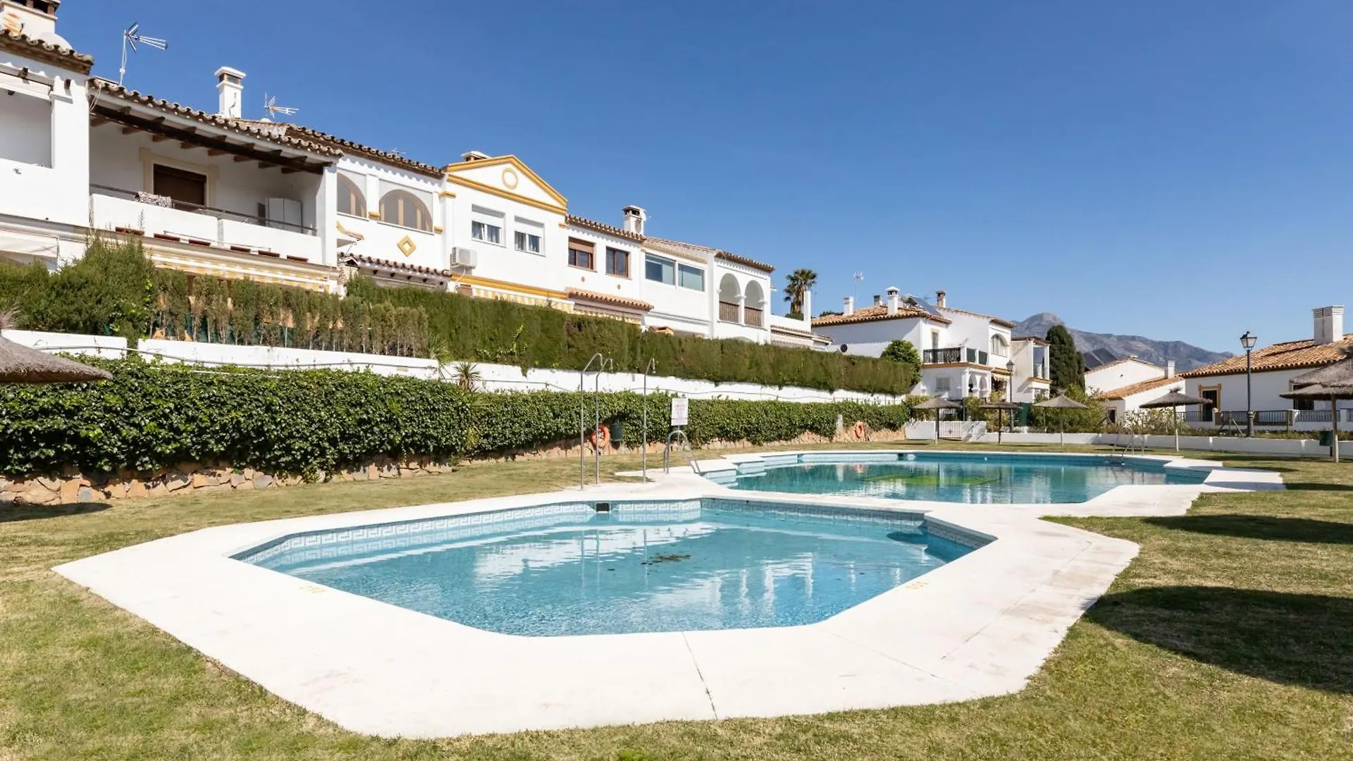 Casa Jardines Del Sol J2 contacts